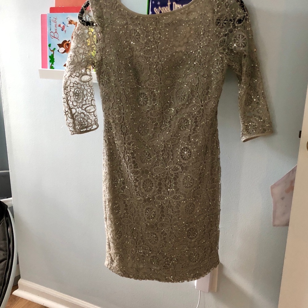 3 quarter sleeves grey dress